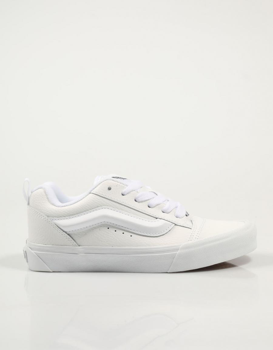 ZAPATILLAS VANS KNU SKOOL en color Blanco