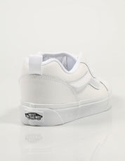ZAPATILLAS VANS KNU SKOOL en color Blanco