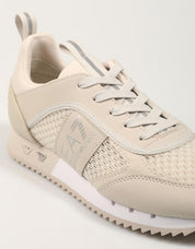 ZAPATILLAS ARMANI EA7 X8X027 en color Beige