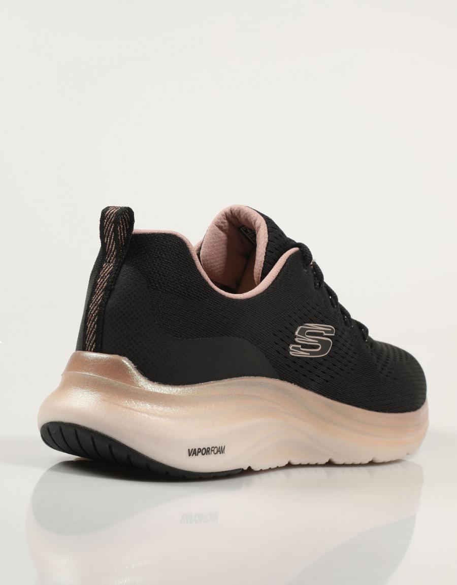 ZAPATILLAS SKECHERS VAPOR FOAM en color Negro