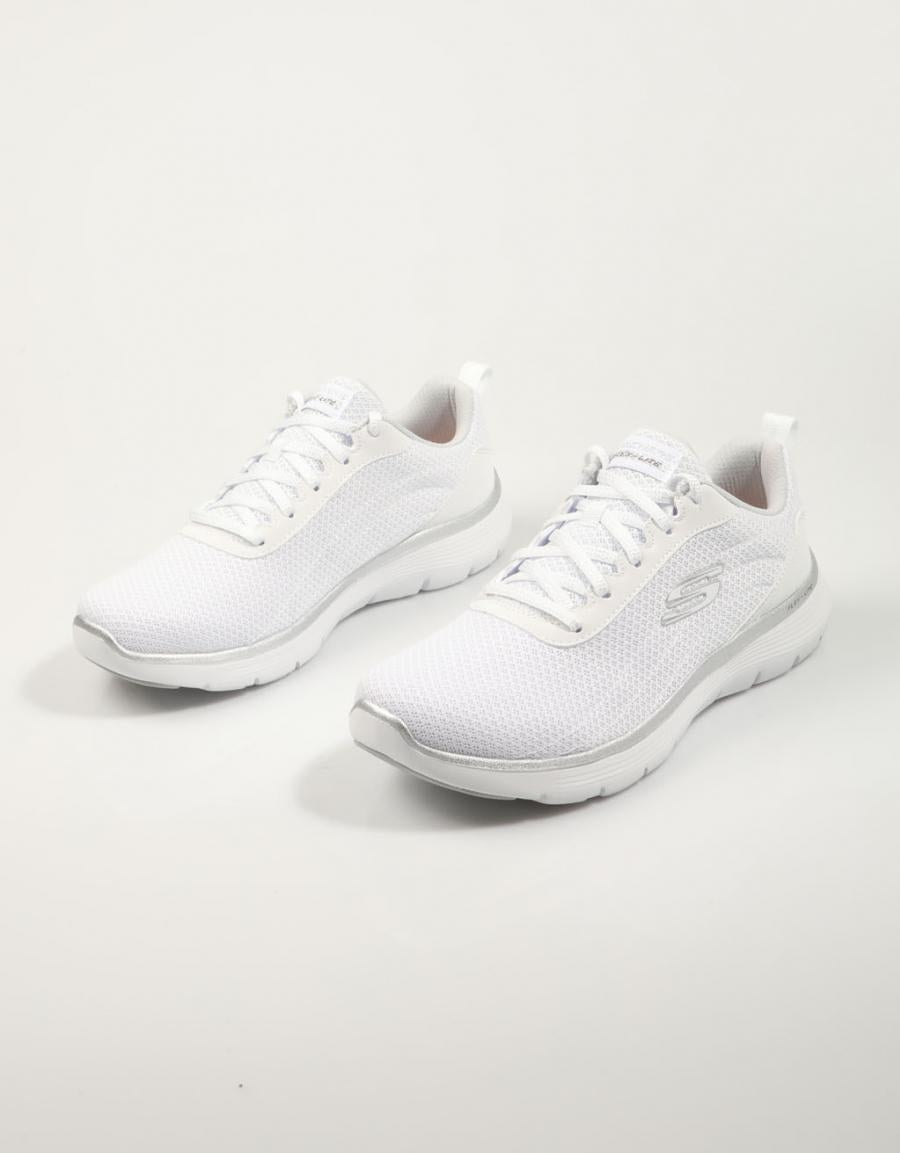 ZAPATILLAS SKECHERS FLEX en color Blanco