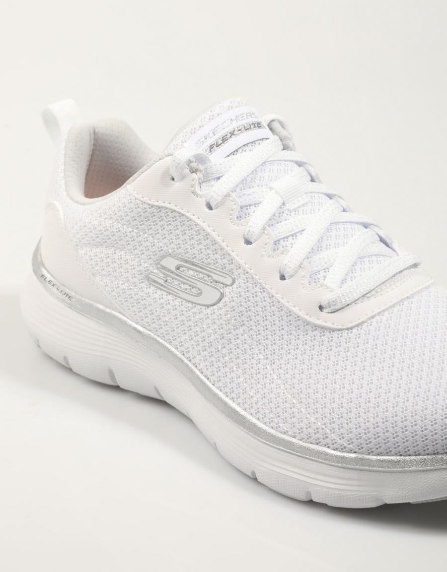 ZAPATILLAS SKECHERS FLEX en color Blanco
