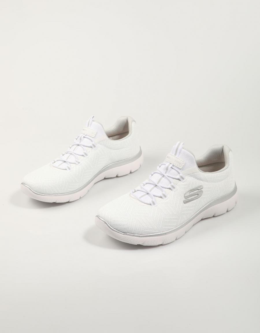 ZAPATILLAS SKECHERS SUMMITS en color Blanco