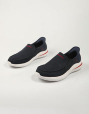 ZAPATILLAS SKECHERS SLIP INS DELSON 3 0 CABRINO en color Azul marino