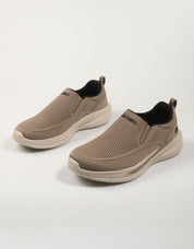 ZAPATILLAS SKECHERS SLADE ROYCE en color Taupe
