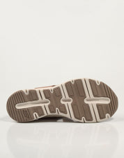 SANDALIAS SKECHERS ARCH FIT en color Taupe
