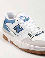 ZAPATILLAS NEW BALANCE BB550 en color Blanco