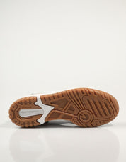 ZAPATILLAS NEW BALANCE BB550 en color Blanco