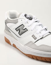 ZAPATILLAS NEW BALANCE BB550 en color Blanco