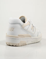 ZAPATILLAS NEW BALANCE BBW550 en color Blanco