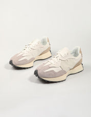 ZAPATILLAS NEW BALANCE U327 en color Beige