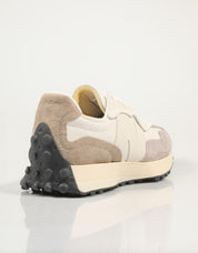 ZAPATILLAS NEW BALANCE U327 en color Beige