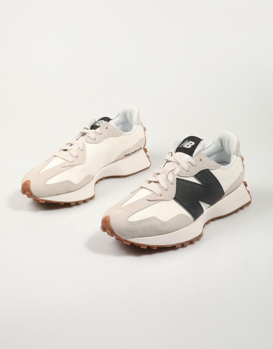 Baskets NEW BALANCE WS327 en blanc
