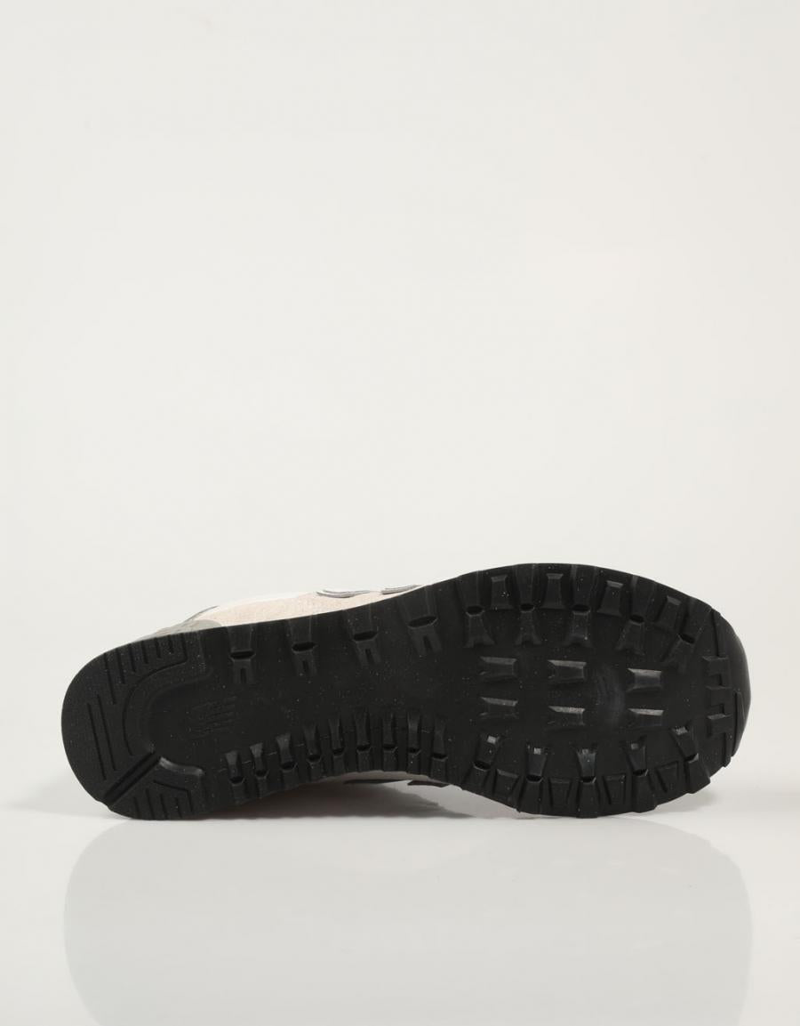 ZAPATILLAS NEW BALANCE ML574 en color Gris
