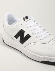 ZAPATILLAS NEW BALANCE BB80 en color Blanco
