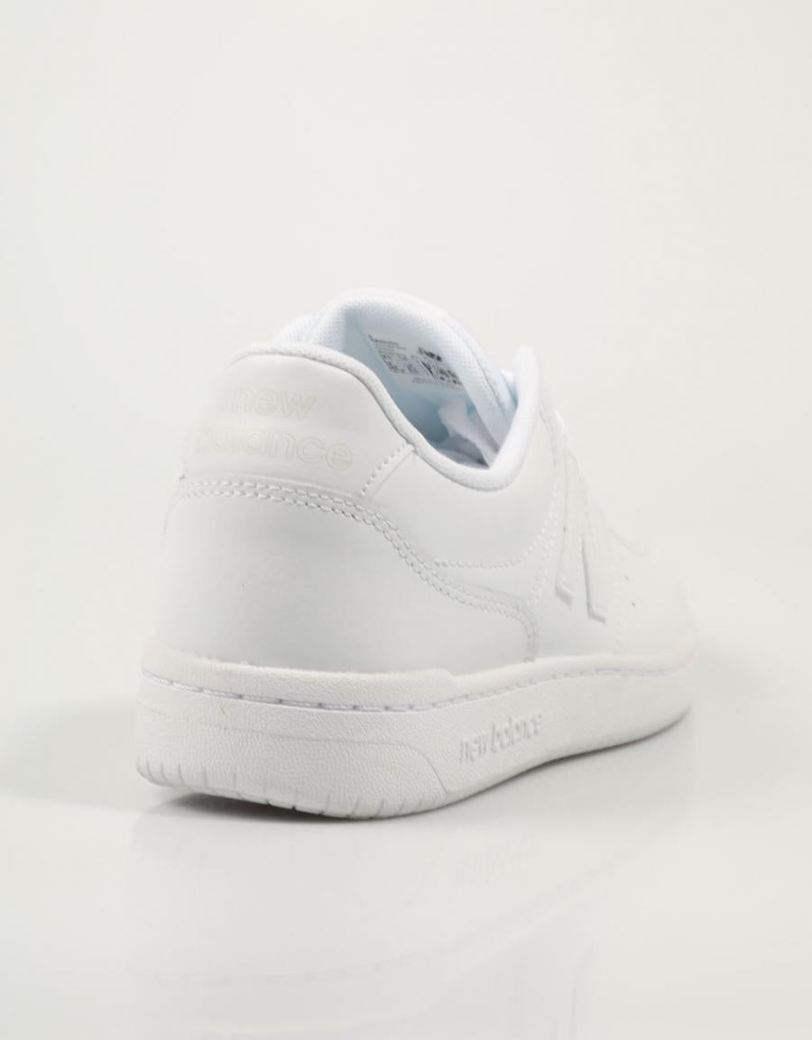 ZAPATILLAS NEW BALANCE BB80 en color Blanco