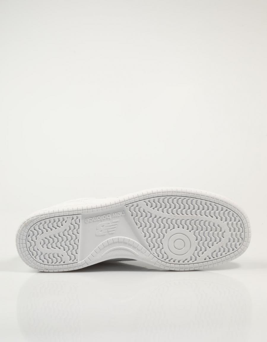 ZAPATILLAS NEW BALANCE BB80 en color Blanco