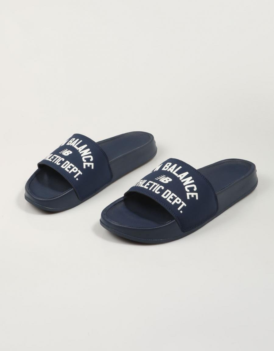 CHANCLAS NEW BALANCE SMF200 en color Azul marino