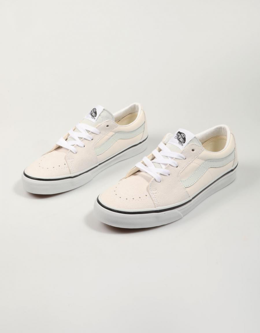 ZAPATILLAS VANS SK8 LOW en color Blanco