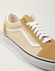 ZAPATILLAS VANS OLD SKOOL en color Beige