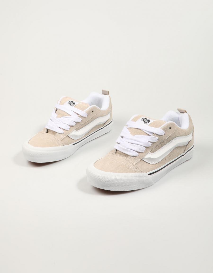 ZAPATILLAS VANS KNU en color Beige
