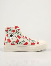 ZAPATILLAS CONVERSE CHUCK en color Multicolor