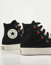 ZAPATILLAS CONVERSE CHUCK en color Negro