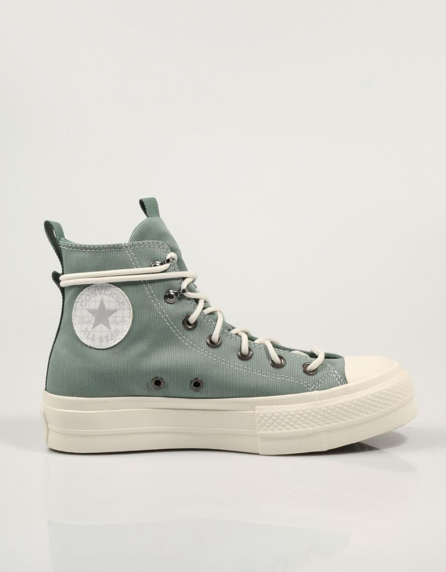 ZAPATILLAS CONVERSE CHUCK en color Verde