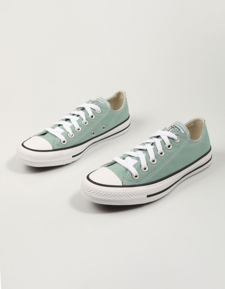 ZAPATILLAS CONVERSE CHUCK en color Verde