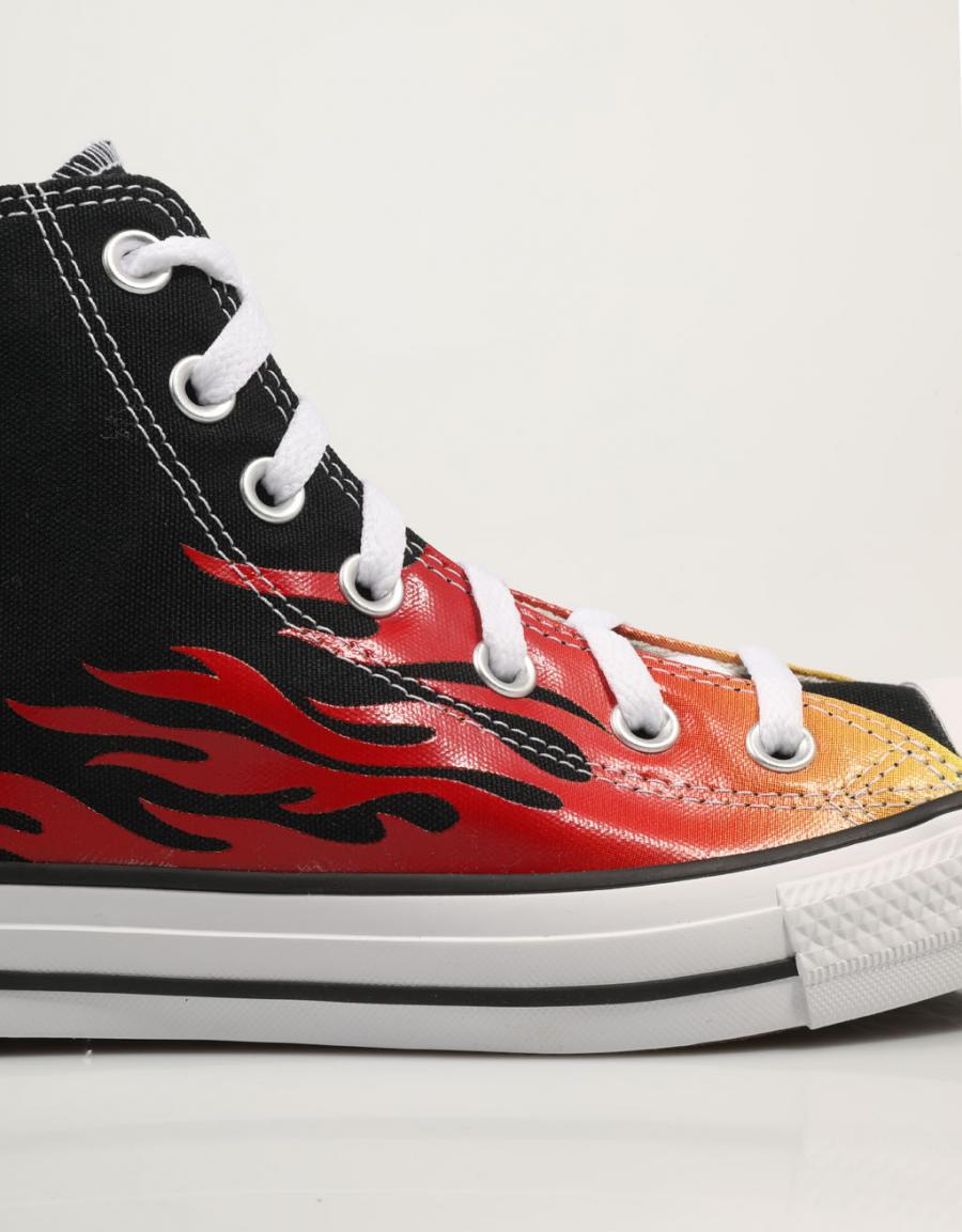 ZAPATILLAS CONVERSE CHUCK TAYLOR ALL STAR CLASSIC en color Negro