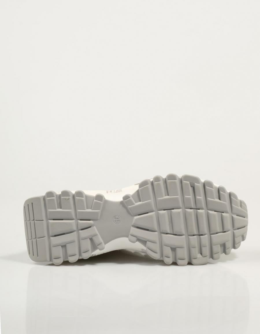 ZAPATILLAS EXE D190608 17 en color Blanco