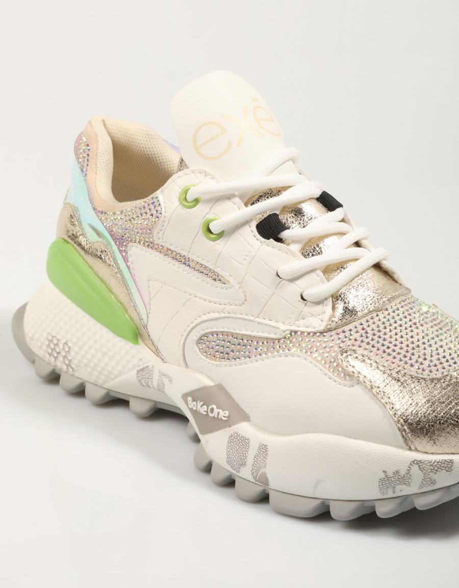 ZAPATILLAS EXE D190608 17 en color Blanco
