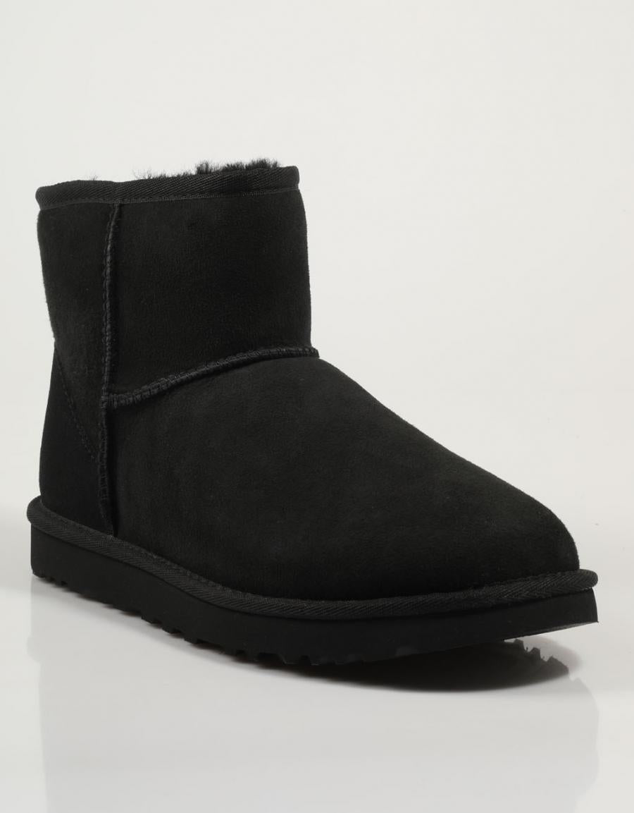 BOTINES UGG CLASSIC en color Negro