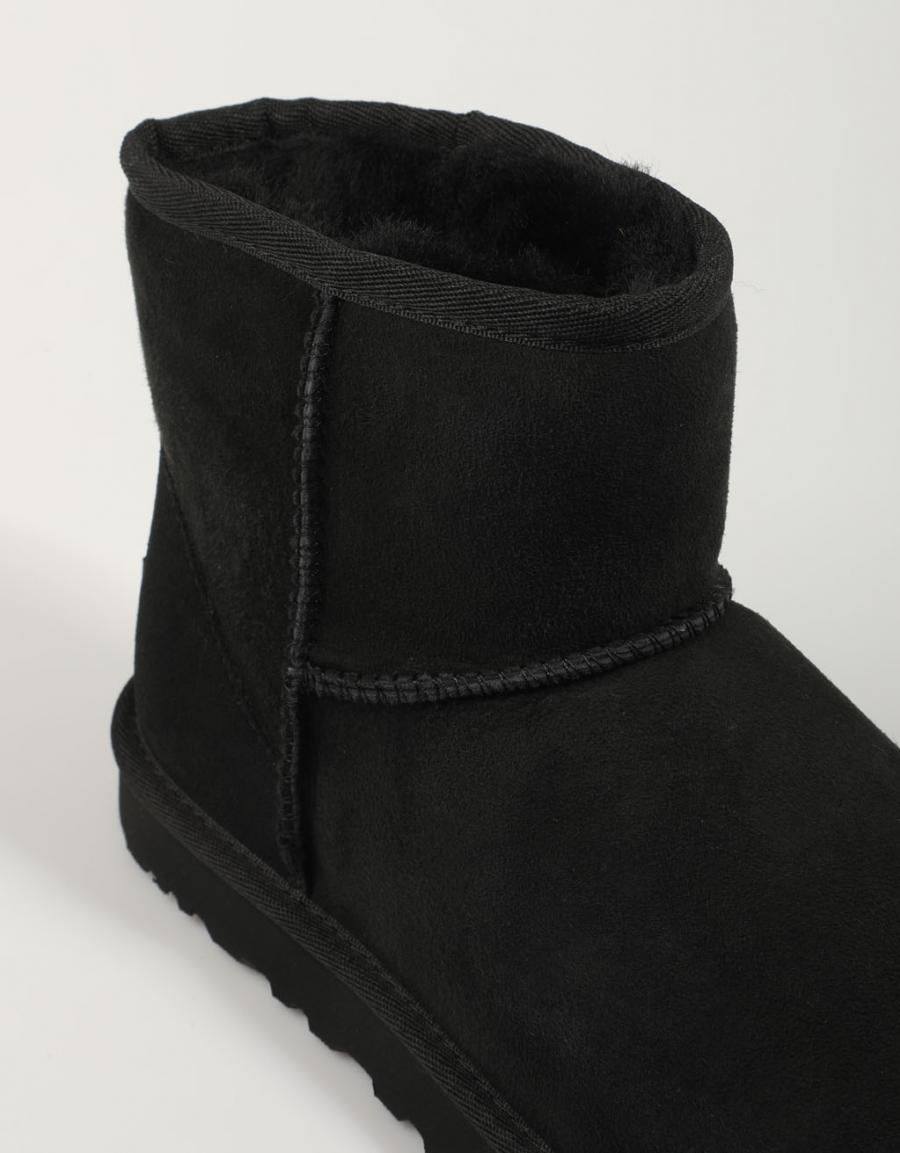 BOTINES UGG CLASSIC en color Negro