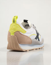 ZAPATILLAS MUNICH UM en color Blanco