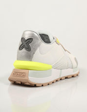 ZAPATILLAS MUNICH SOKU en color Blanco