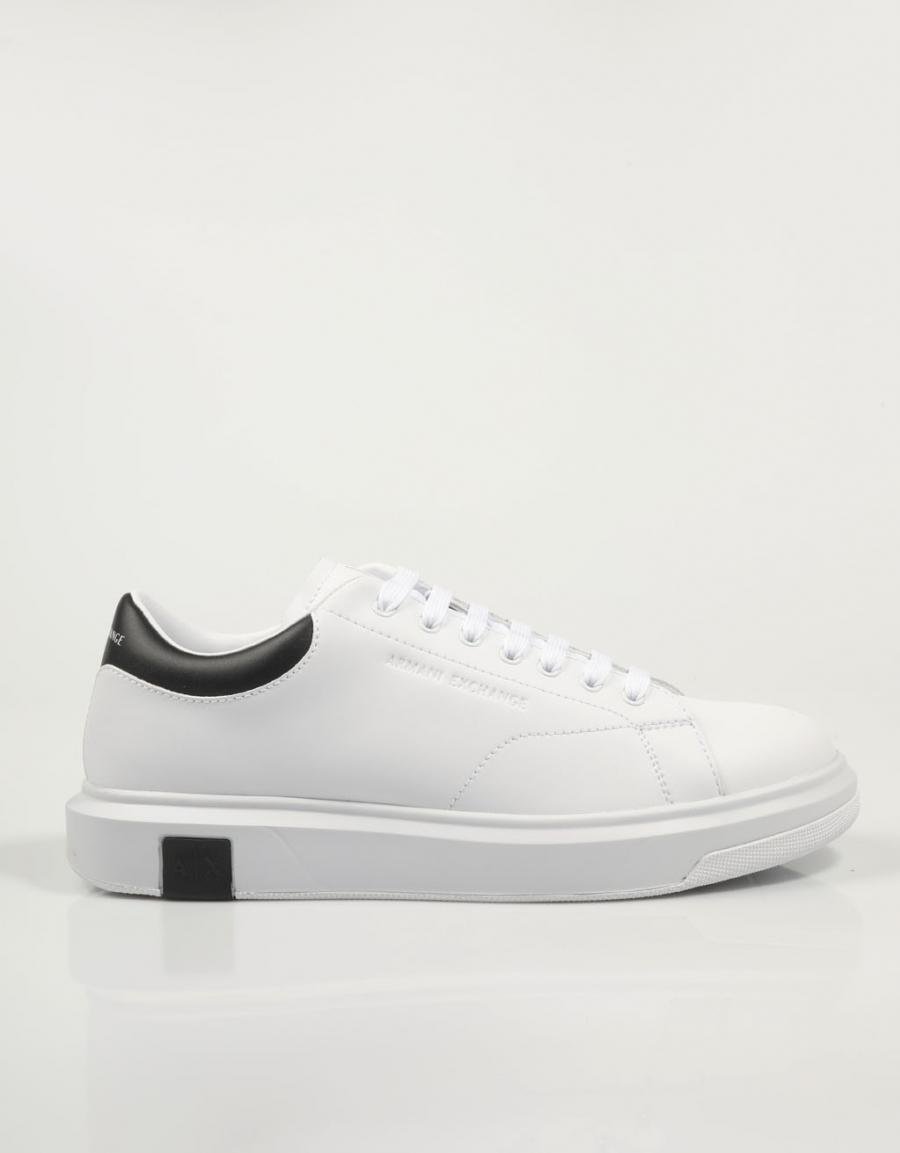 Scarpe Armani Exchange Xux123 in bianco