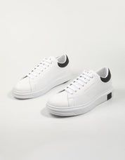 Scarpe Armani Exchange Xux123 in bianco