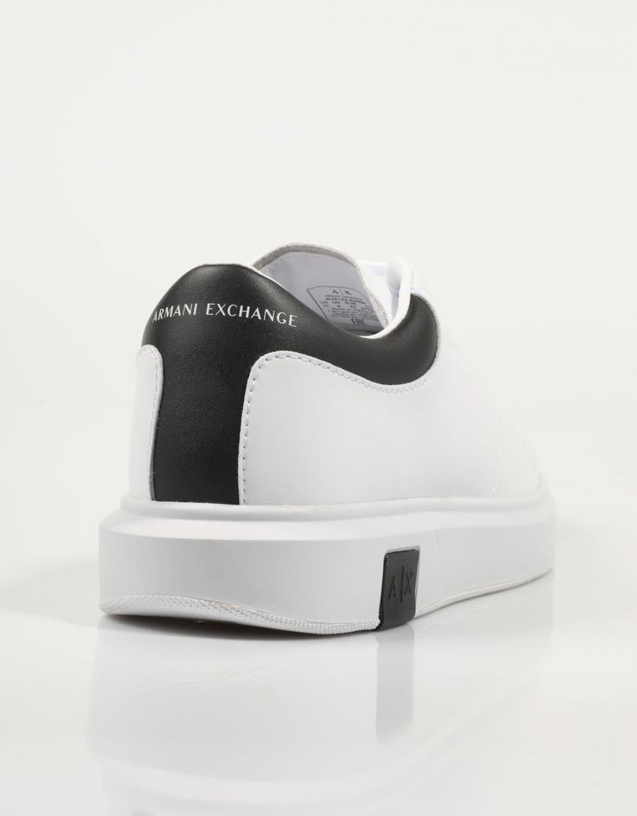 Scarpe Armani Exchange Xux123 in bianco