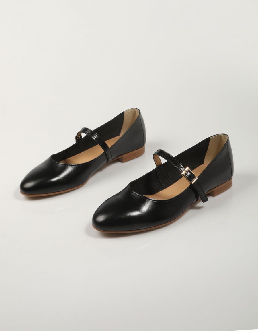 ZAPATOS VESTIR REBECCA HOPE 7655 en color Negro