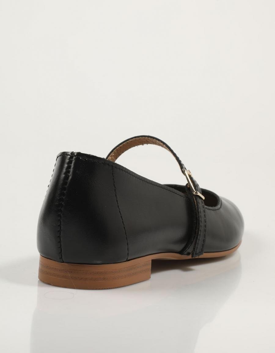 ZAPATOS VESTIR REBECCA HOPE 7655 en color Negro