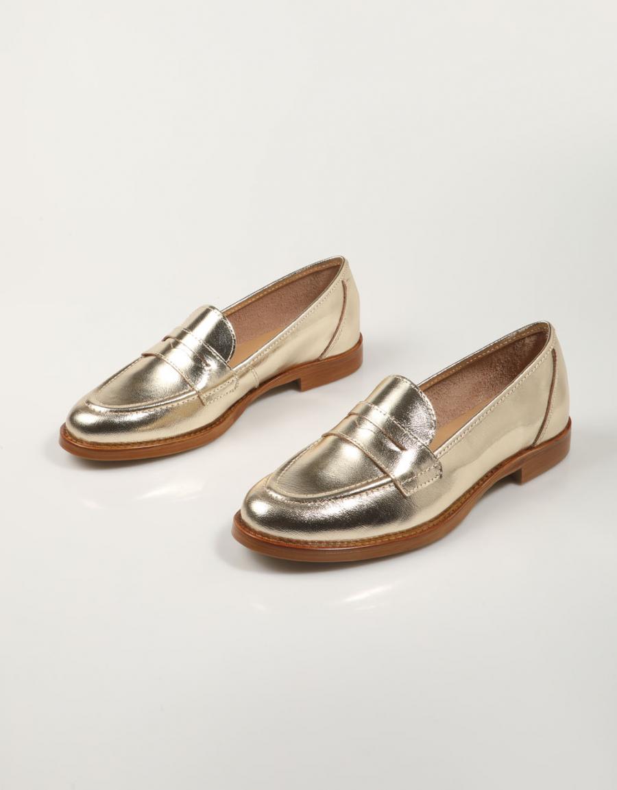 ZAPATOS VESTIR REBECCA HOPE 1201 en color Oro