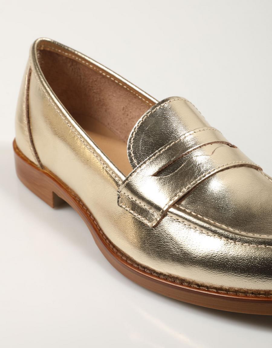 ZAPATOS VESTIR REBECCA HOPE 1201 en color Oro
