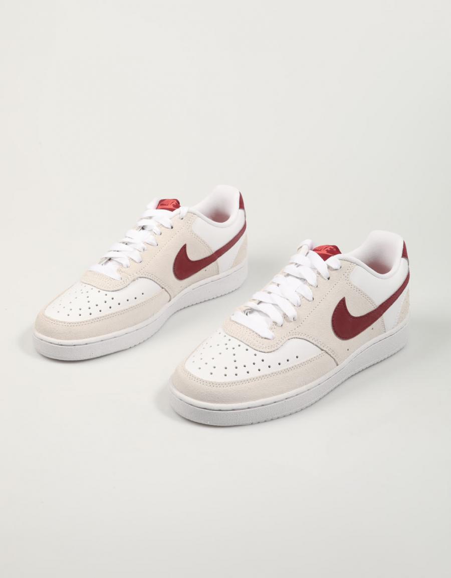 ZAPATILLAS NIKE COURT VISION en color Blanco