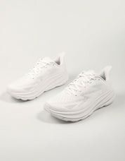 ZAPATILLAS HOKA CLIFTON 9 en color Blanco