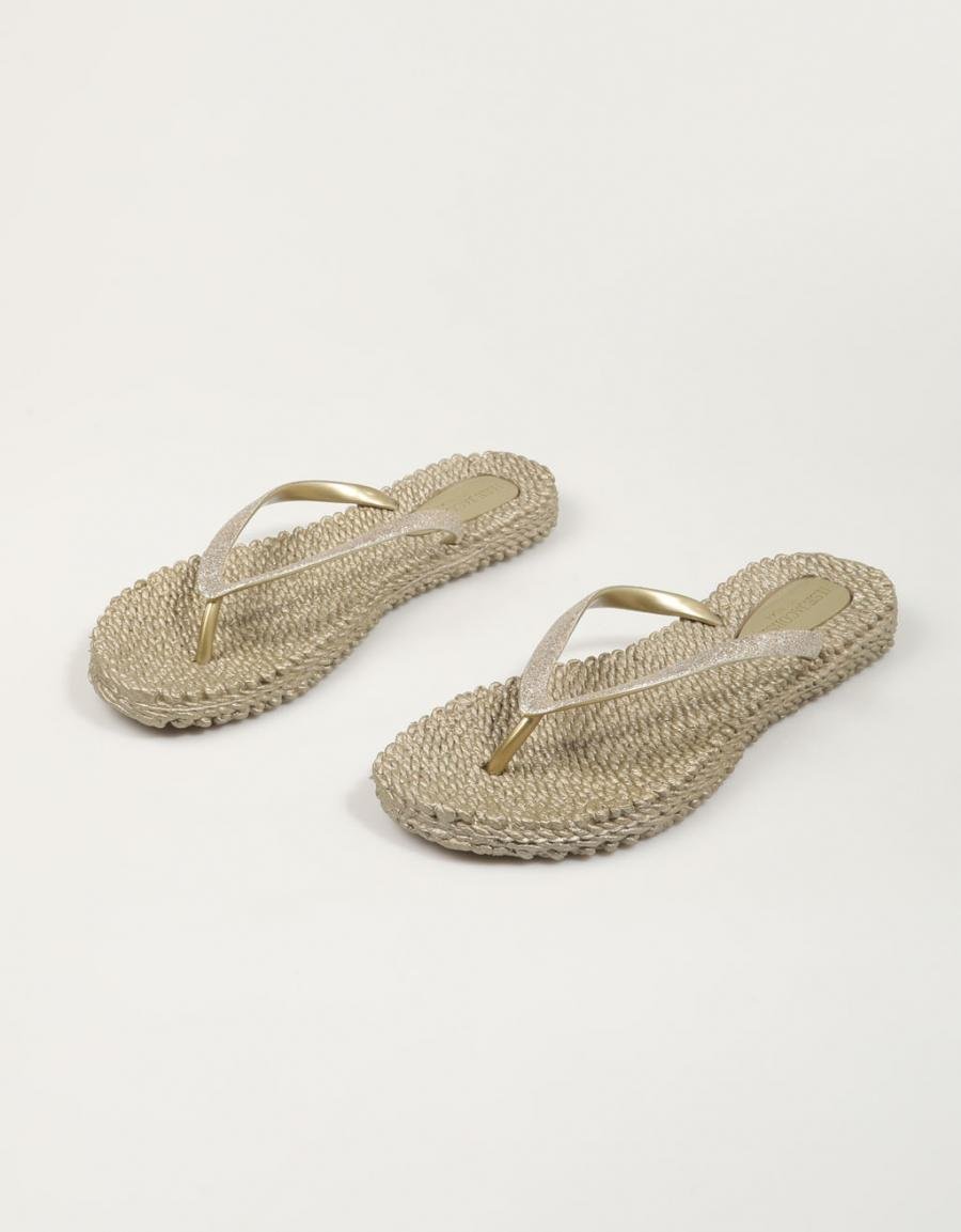 Ilse Cheerful 01 flops in platinum color