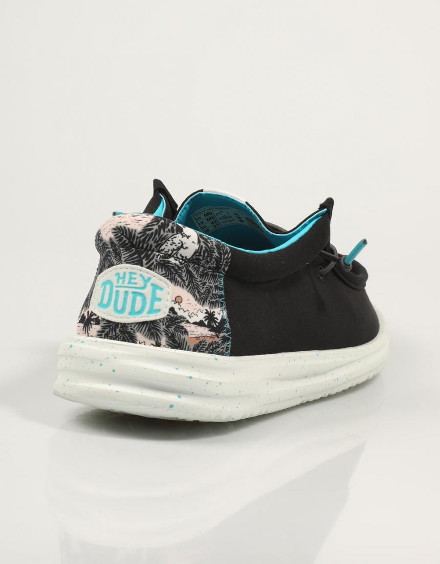 ZAPATILLAS DUDE WALLY H2O TROPICAL en color Negro