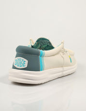 ZAPATOS SPORT DUDE WALLY H2O SURF en color Hielo