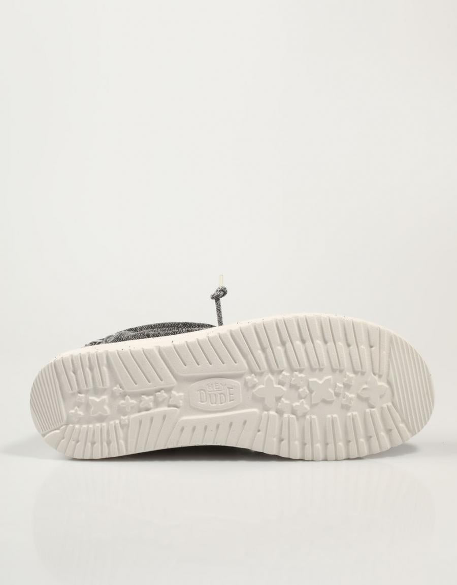 ZAPATOS SPORT DUDE WALLY COASTLINE en color Negro