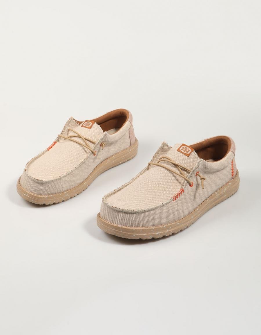 ZAPATOS SPORT DUDE WALLY COASTLINE JUTE en color Beige